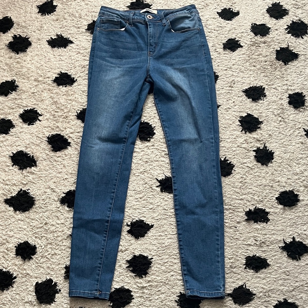 California Vintage Juniors jeans size 7 blue wash skinny jeans